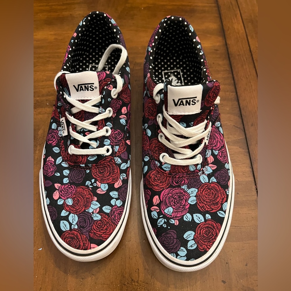Vans low-top rose tennis shoes size 10